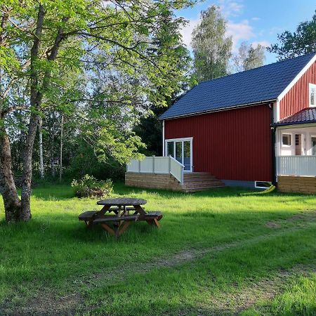 Charming Holiday Home Villa Berika Eksharad Экстерьер фото